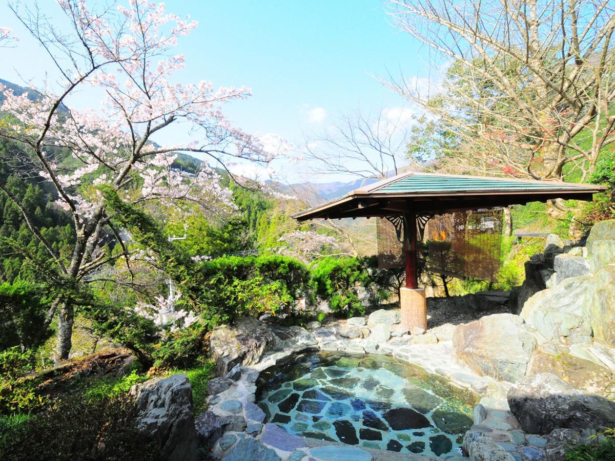 Hotel Kazuraya Miyoshi  Exterior foto